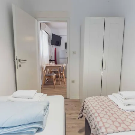 Apartament History *
