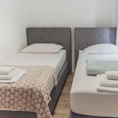 History * سبليت