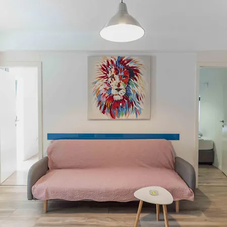 History Apartment *